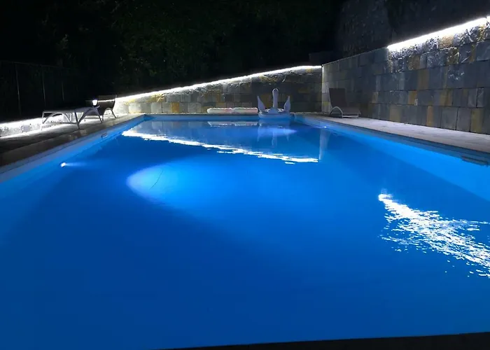 Pool By Italian Apartamento